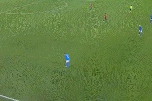 【热身】托纳利被抬下 飞翼2射1传 意大利3比1逆转