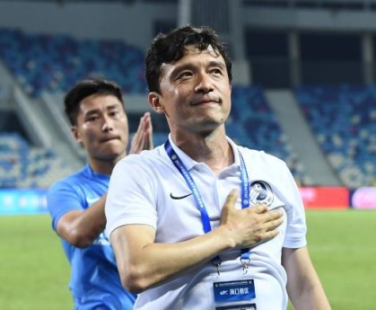 开云体育下载网址-主帅谢晖续约+6新援到位 大连人终于熬过最难时刻