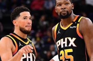 开云体育下载网址-日暮西山！ESPN：布登与布克爆发摩擦 比尔怨声载道