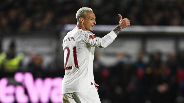 1706490902086024810.jpg antony.jpg